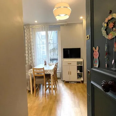 Au Coeur De 5e Apartment *