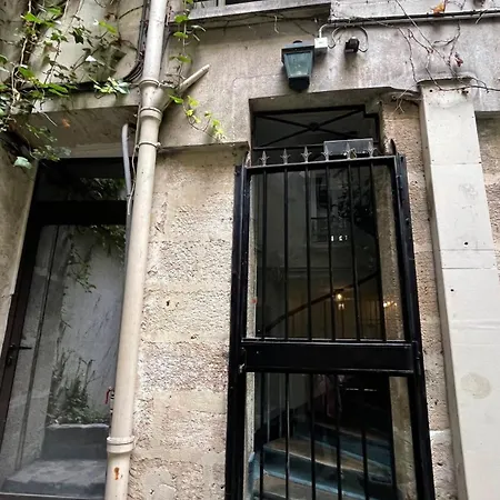 Au Coeur De 5e Apartment *